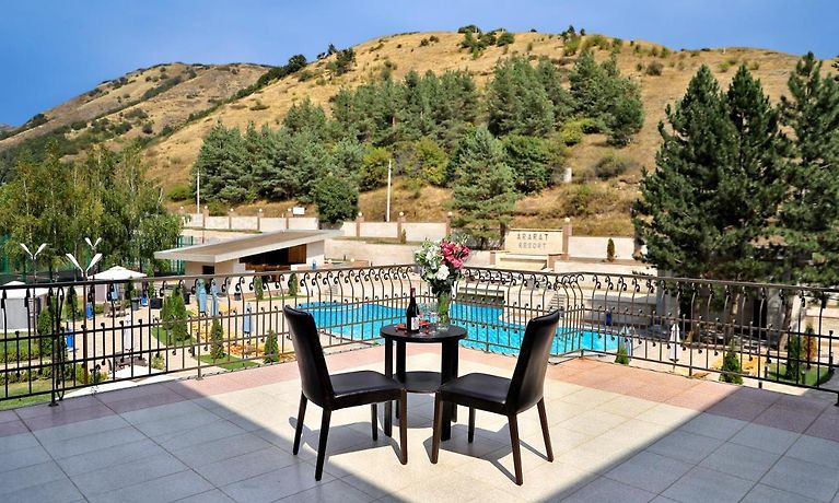 aghveran ararat resort hotel spyur